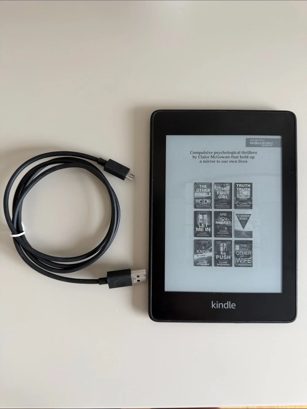 Kindle with USB Charger